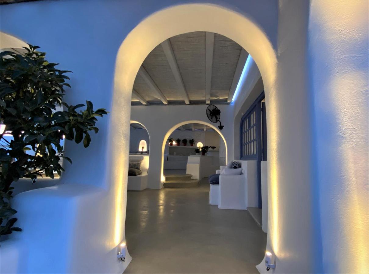 Apsenti Couples Only Aparthotel